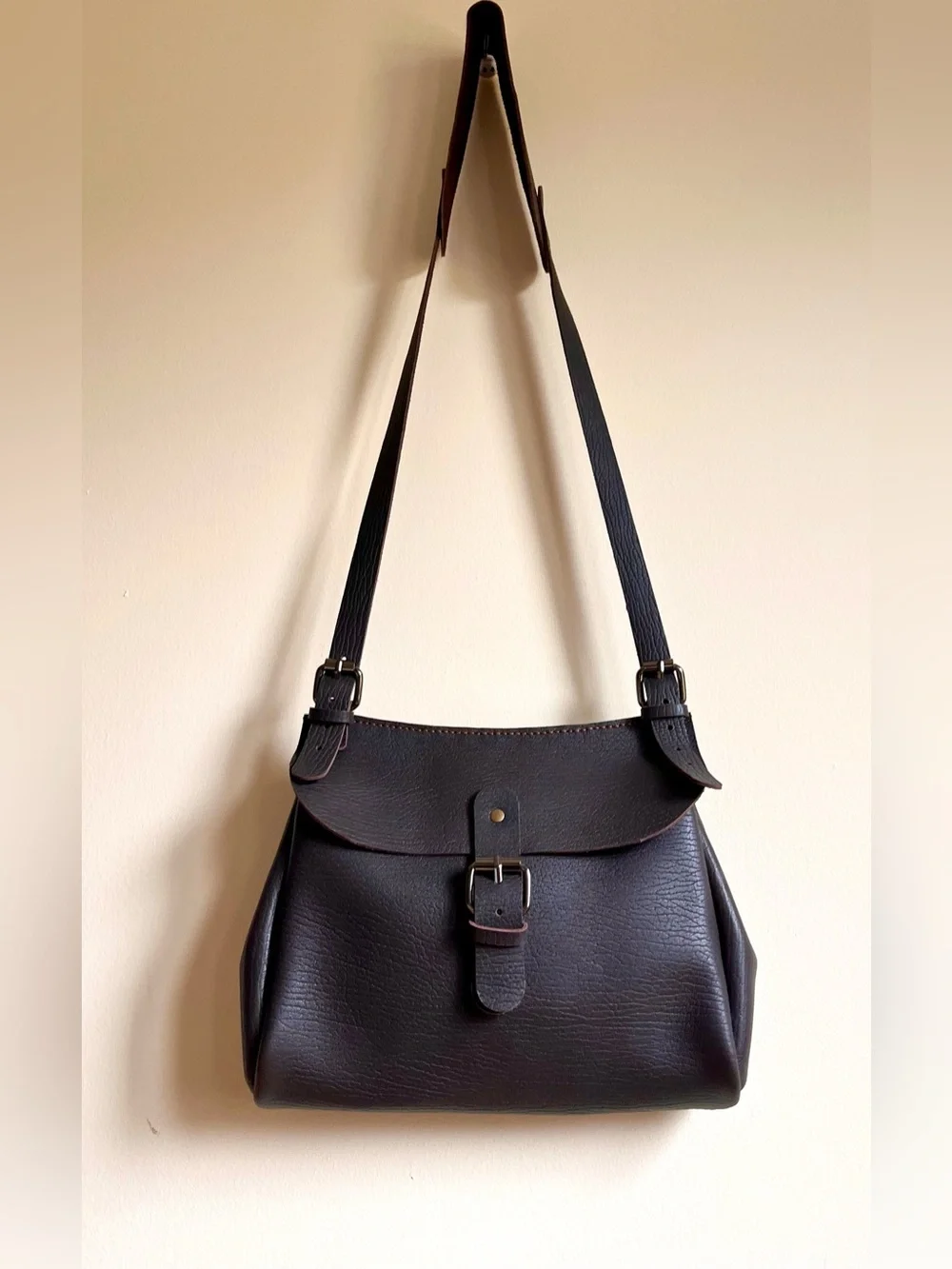 Everyday Pebbled Leather Crossbody Bag - Dark Brown Brand New - Picture 8 of 17